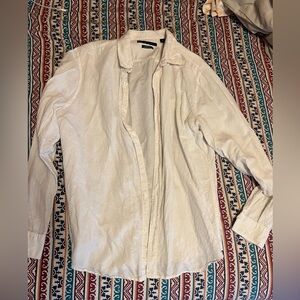 Perry Ellis White Button Down Shirt with Classic Design